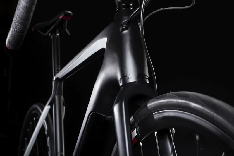 2019 Cube Agree Hyrbrid C:62 Race Disc Road Bike in Black-5