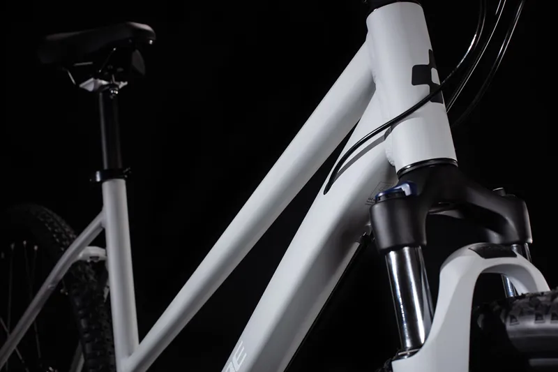 Cube Nature Pro Trapeze Hybrid Bike 2020 Grey-3