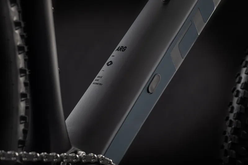 Cube Reaction C:62 Pro Hardtail Mountain Bike 2021 Carbon/Yellow-3