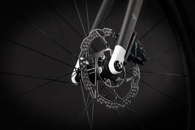 Cube Agree C:62 Race Carbon Fibre Road Bike 2021 Black/White-4