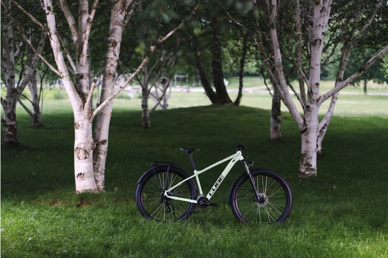 Cube Access WS Allroad Womens Hybrid Bike 2022 AiryMint/Black-6