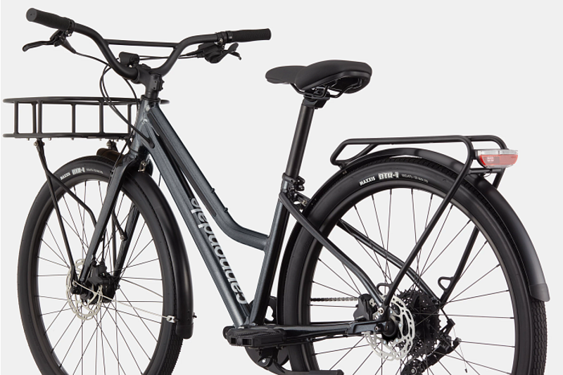 Cannondale Treadwell EQ DLX Urban Hybrid Bike Black Magic-5