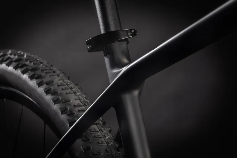 Cube Reaction C:62 Race Hardtail Mountain Bike 2021 Carbon/White-2