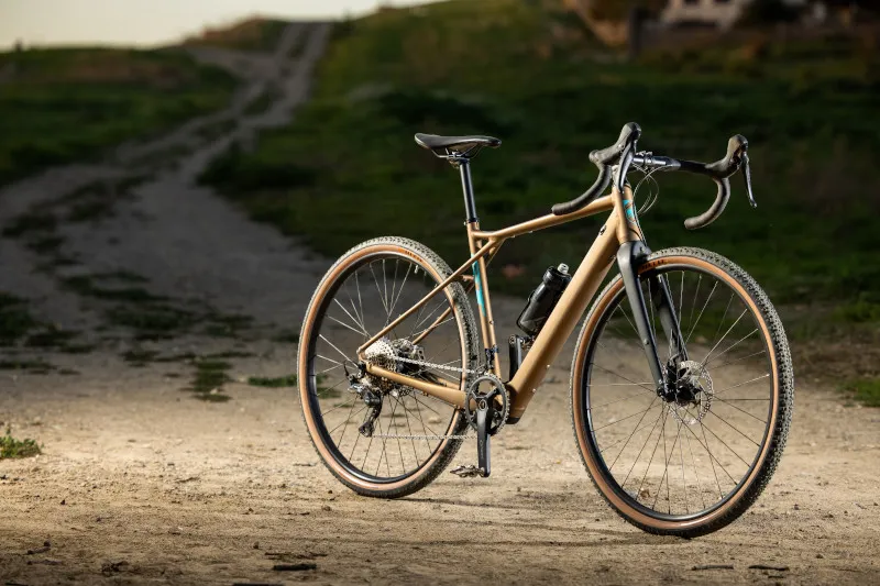 GT eGrade Amp Electric Gravel Bike Bronze-5
