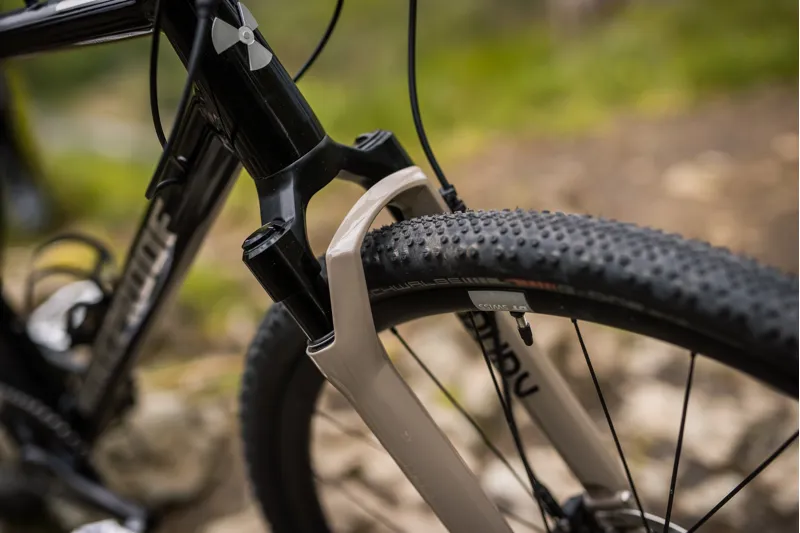 Nukeproof Digger RS Gravel Adventure Bike Gloss Black-2