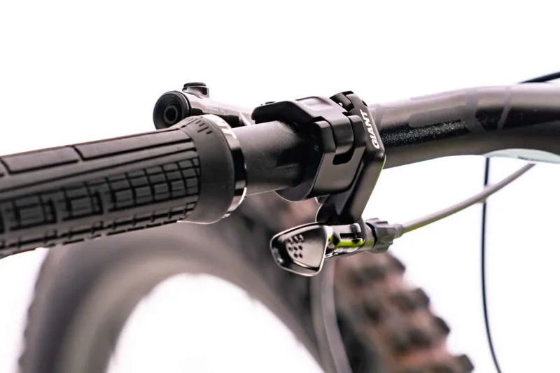 Giant Reign 1 27.5 Enduro Mountain Bike 2020 Yellow/Black-6