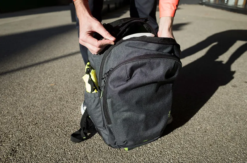 Altura Sector 30 Backpack Charcoal Black-2