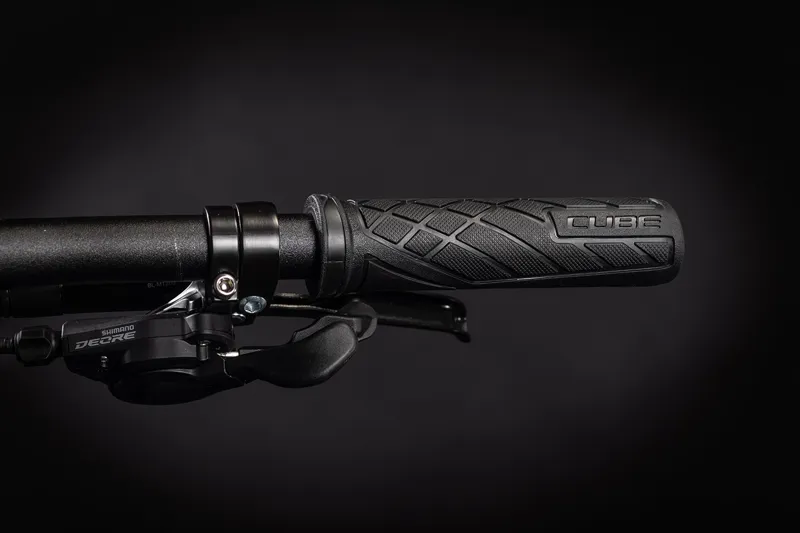 Cube Access WS Race Womens Mountain Bike 2021 Black/Hazy Purple-1