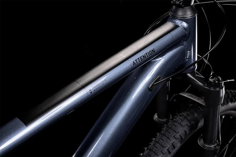 Cube Attention Hardtail Mountain Bike 2022 Indigo/Black-4