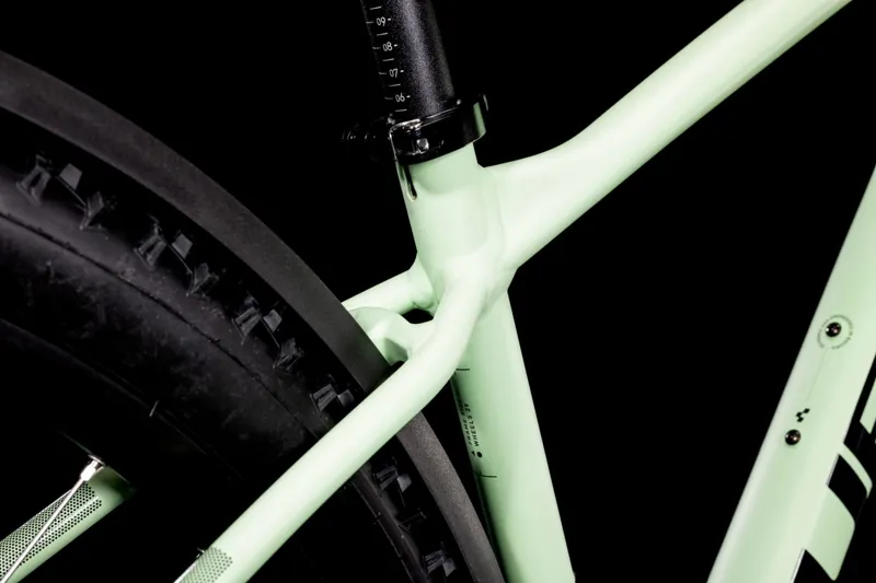 Cube Access WS Allroad Womens Hybrid Bike 2022 AiryMint/Black-3