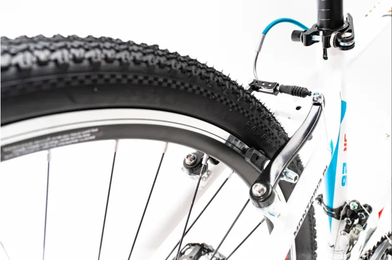 Monteria JR 26in Wheel Mountain Bike White Blue Red 17in-3