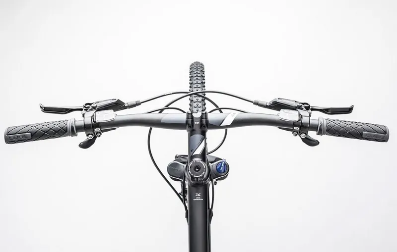 Cube Nature Hybrid Bike 2017 Black/White-1