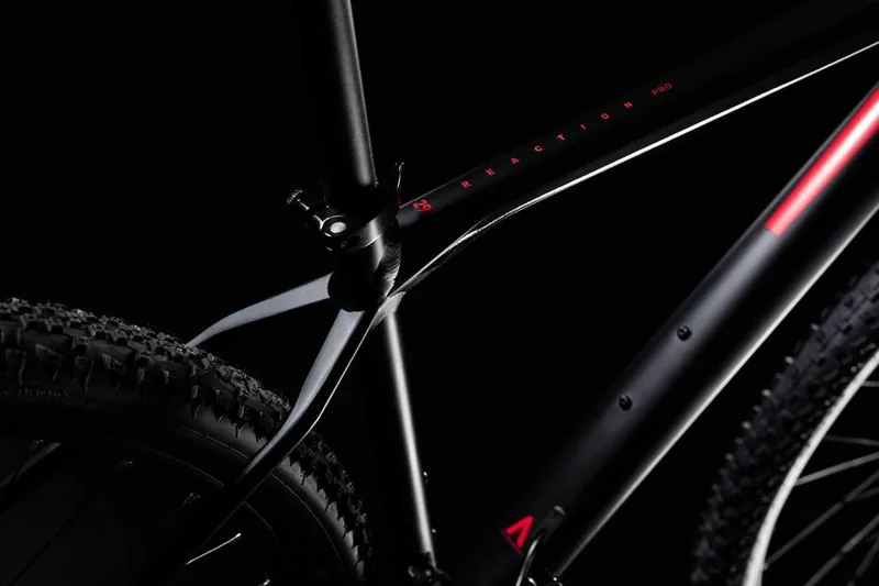 Cube Reaction Pro 27.5 Hardtail Mountain Bike 2018 Black/Red-5