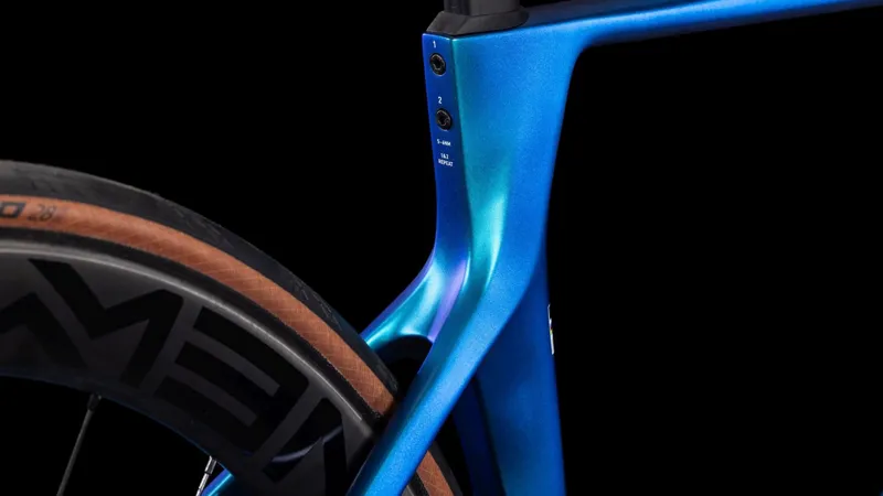 Cube Agree C:62 SLT Road Race Bike 2025 Nebula/White-7