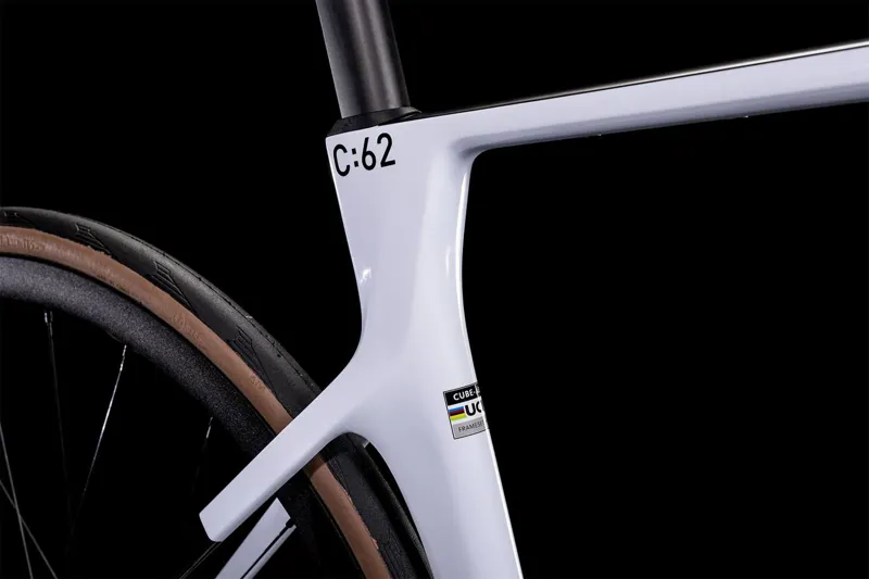 Cube Agree C:62 Road Bike 2022 Flash White/Carbon-3
