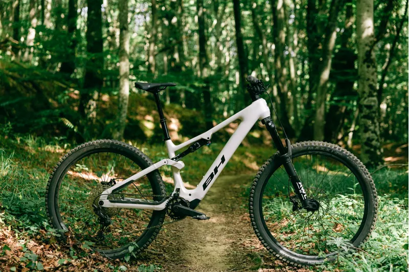 BH iLynx+ DL Enduro 9.0 Full Suspension Electric Bike 2027 Silver-5