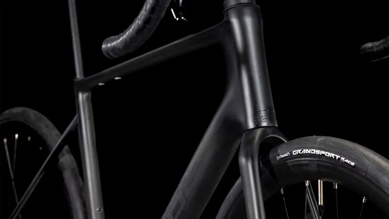Cube Attain C:62 Race Road Bike 2025 Blackline-1
