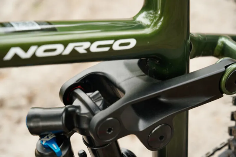 Norco Fluid VLT C2 140 Carbon Electric Mountain Bike Green-2