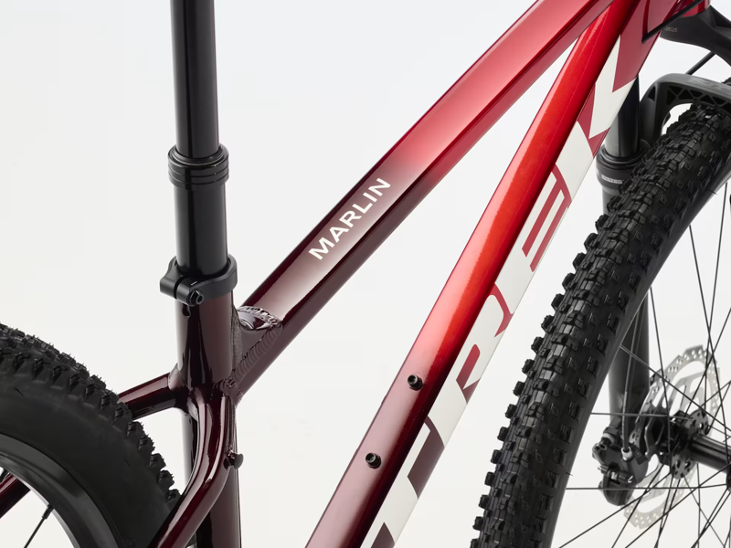Trek Marlin 7 Fury Red Fade 2026 Hardtail Mountain Bike -3
