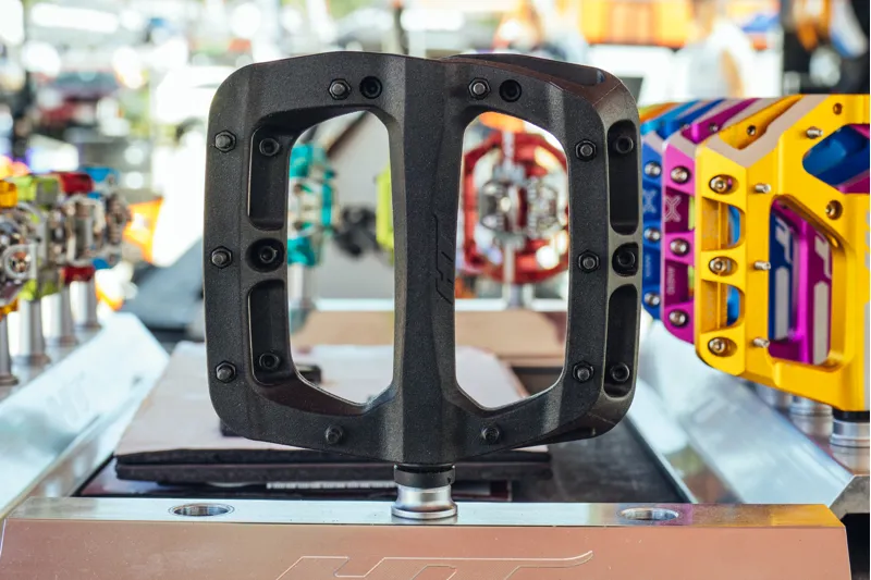 HT Components PA-03 Resin Platform Pedals Olive-4