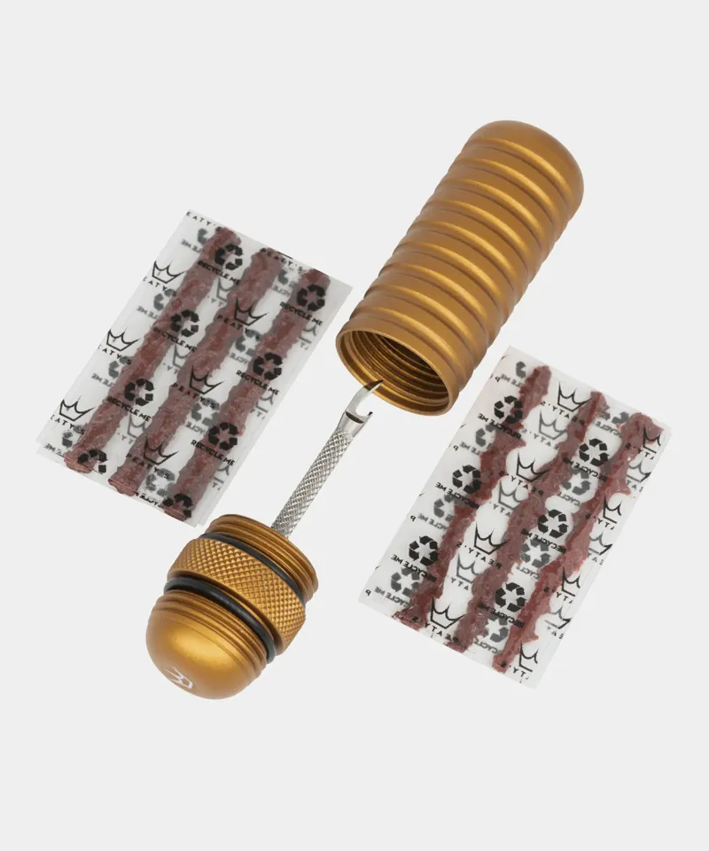 Peaty's Holeshot Tubeless Puncture Plugger Kit Bourbon-1