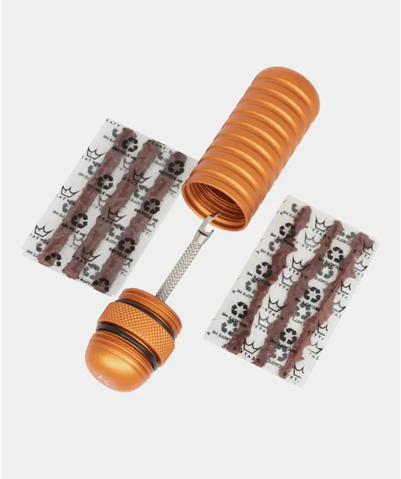 Peaty's Holeshot Tubeless Puncture Plugger Kit In Matte Mango-1