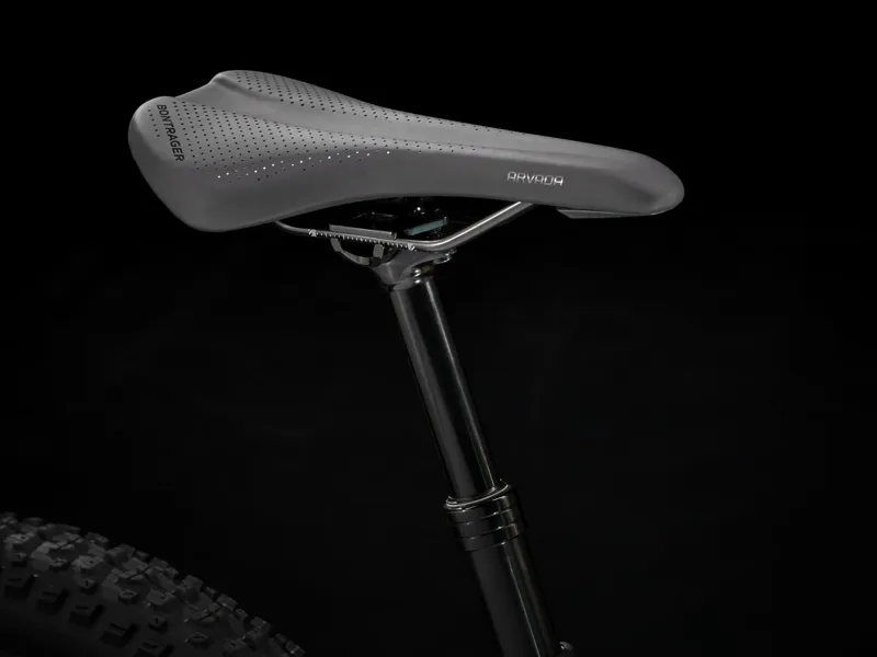 Trek Roscoe 6 Hardtail Mountain Bike Purple Flip/Trek Black-5