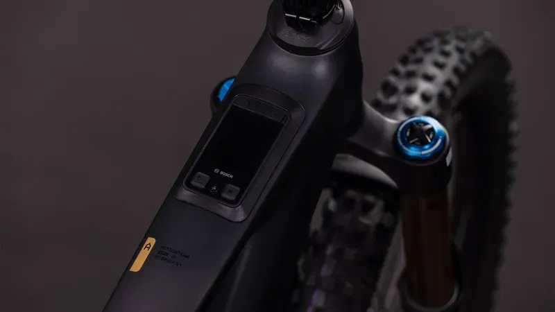 Cube AMS Hybrid One77 C:62 Action Team 600x Electric Bike 2026 Carbon/Gold-2