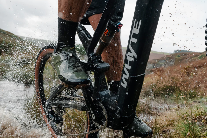 Whyte E-Lyte 140 Works Electric XC/Trail Mountain Bike Carbon/Gloss Black-10