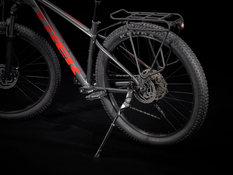 Trek Roscoe 6 Hardtail Mountain Bike Lithium Grey/Cobra Blood-10