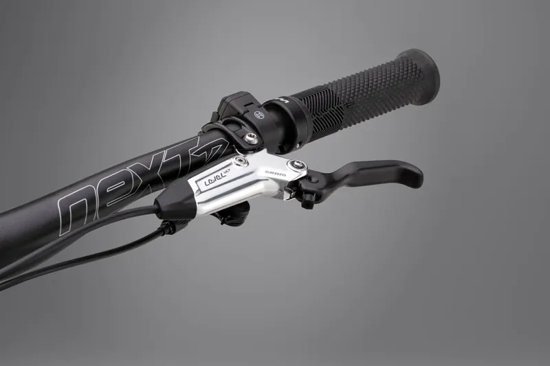 Whyte E-Lyte 140 Works Electric XC/Trail Mountain Bike Carbon/Gloss Black-7